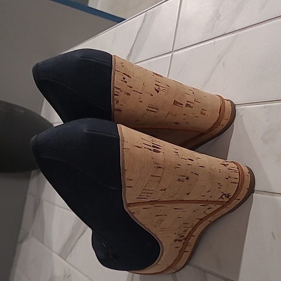 CHLOE AUTHENTIC 8 - Picture 4 of 10